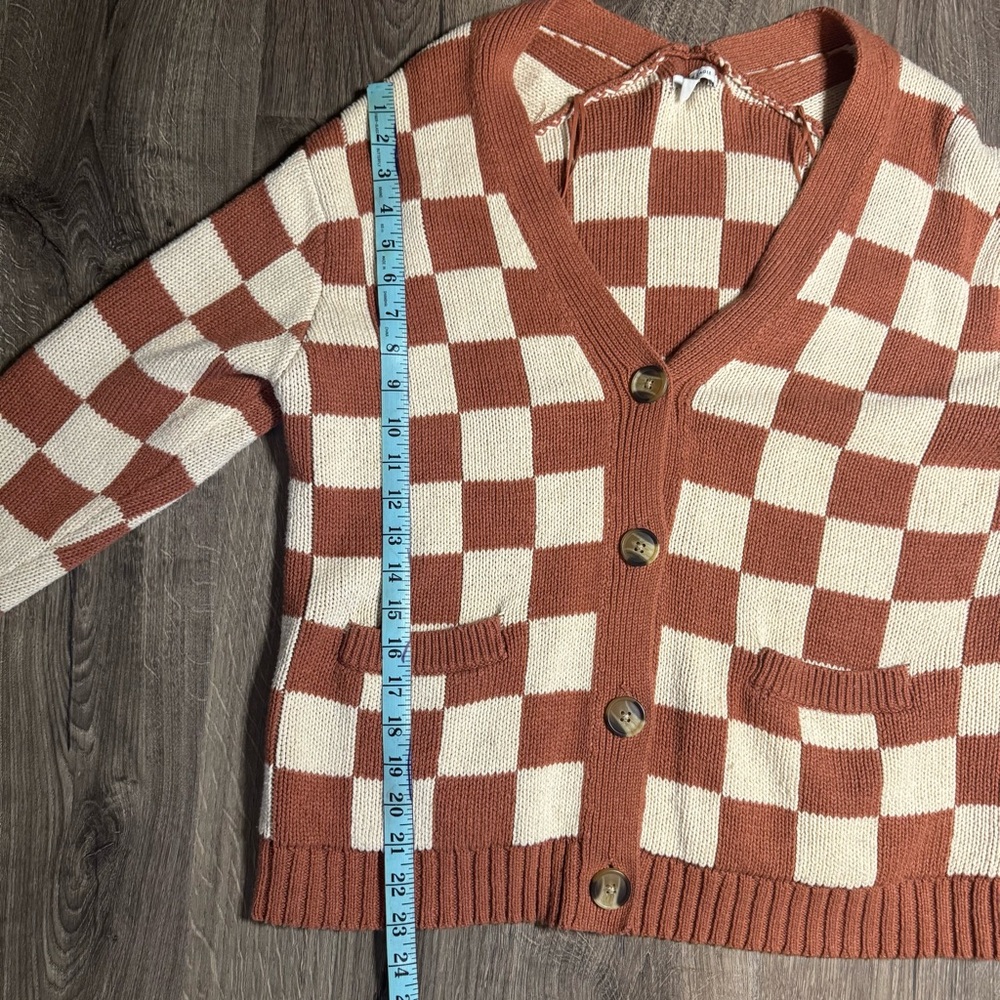 American Eagle Cream and Terracotta Oversized Checkerboard Cardigan - Picture 6 of 7